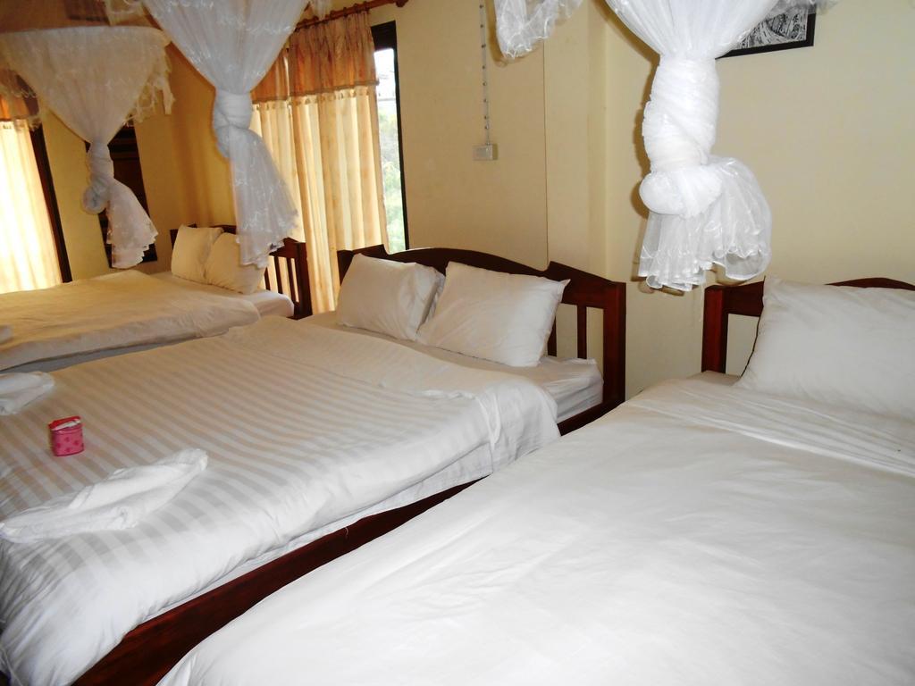 Jammee Guesthouse Vang Vieng Oda fotoğraf