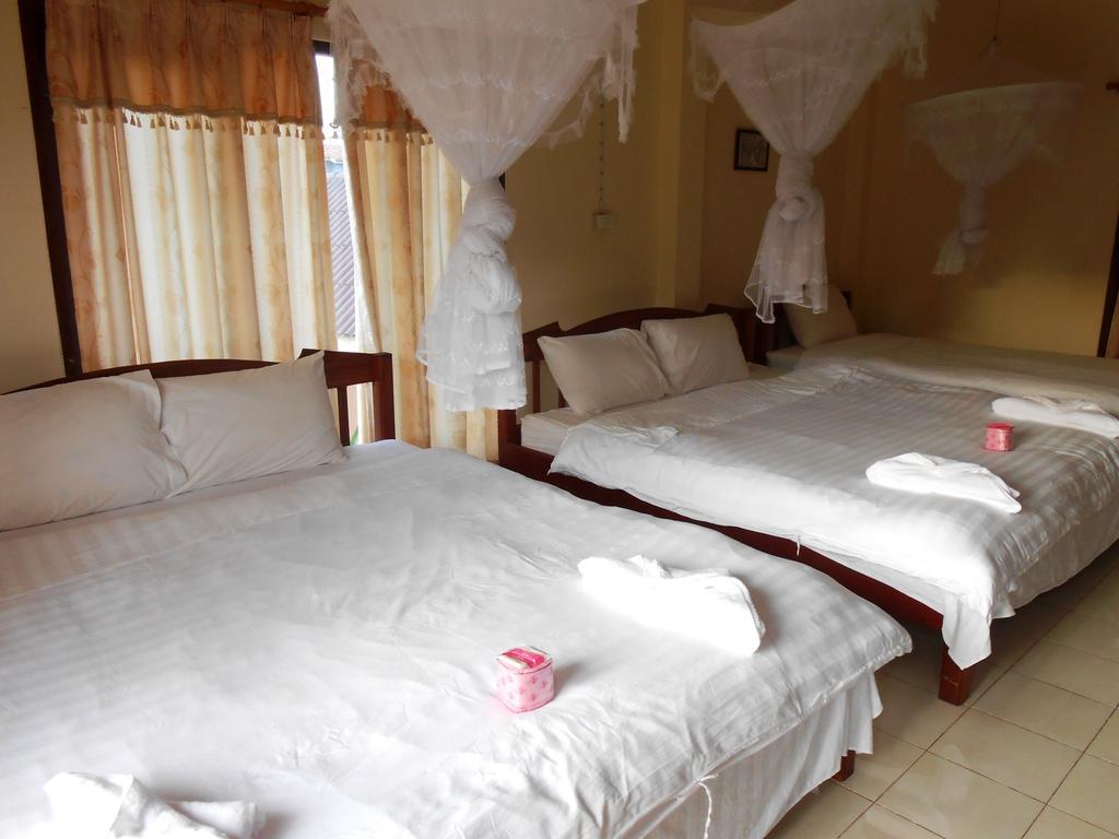 Jammee Guesthouse Vang Vieng Oda fotoğraf