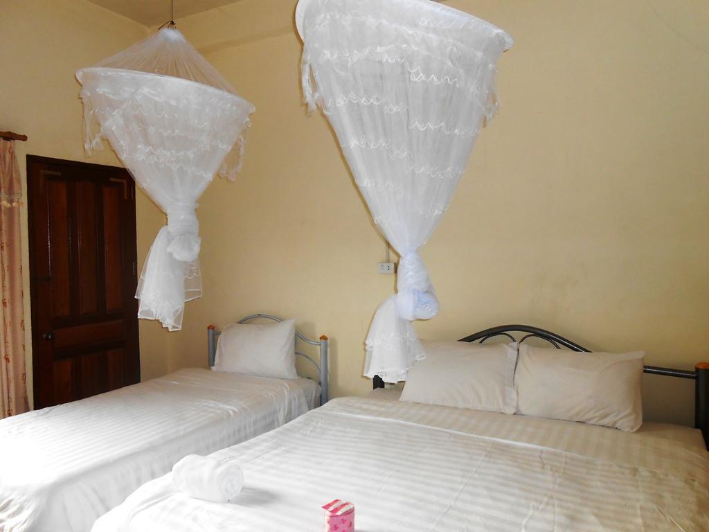 Jammee Guesthouse Vang Vieng Oda fotoğraf