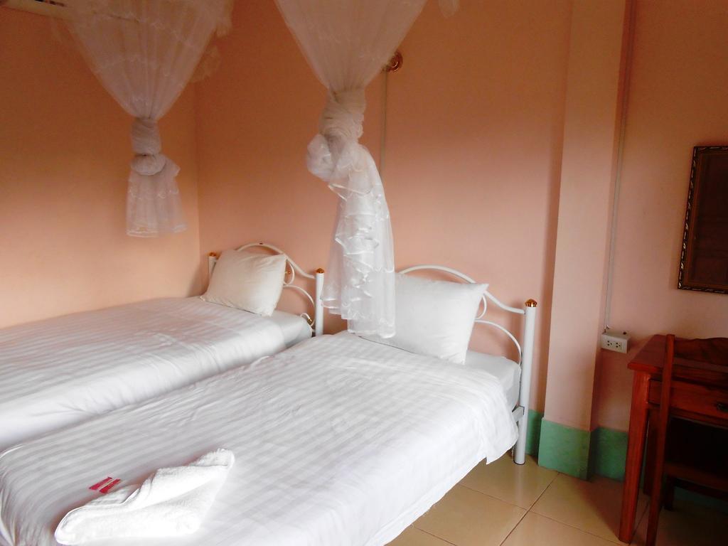 Jammee Guesthouse Vang Vieng Oda fotoğraf