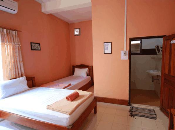 Jammee Guesthouse Vang Vieng Oda fotoğraf
